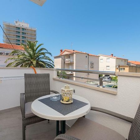 Apartmani Mona Makarska Ngoại thất bức ảnh