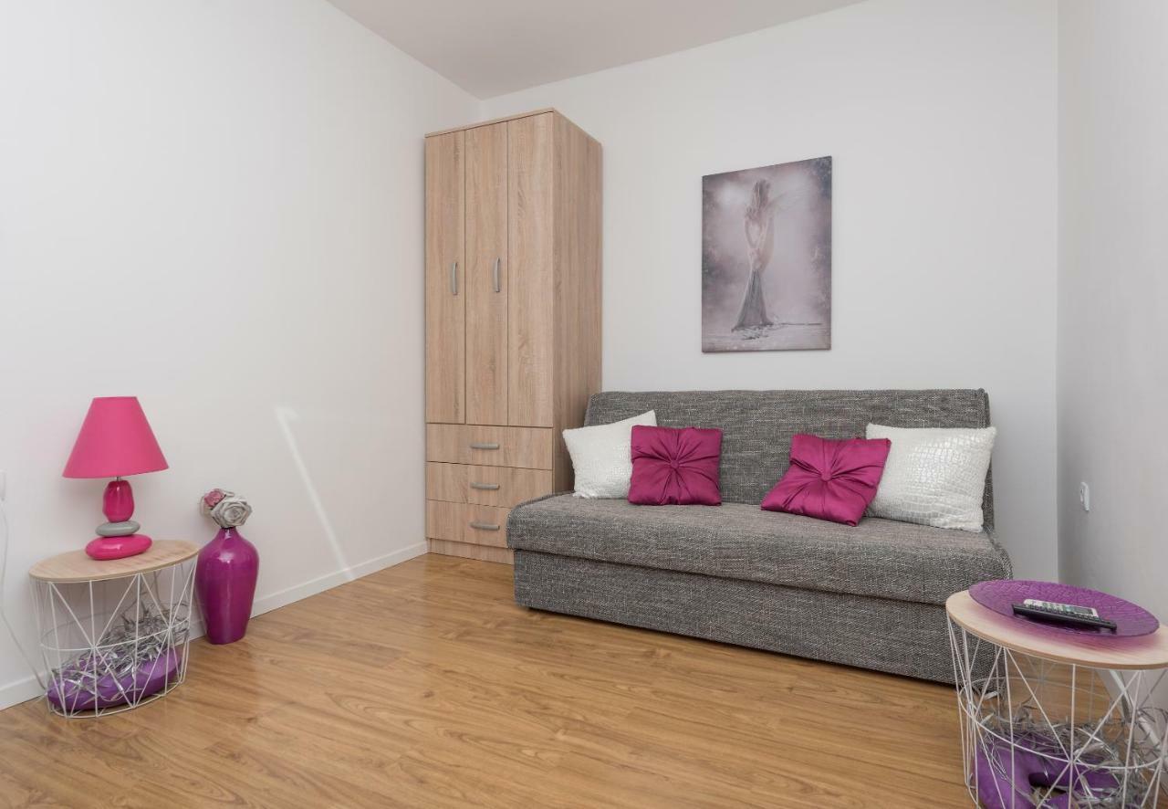 Apartmani Mona Makarska Ngoại thất bức ảnh